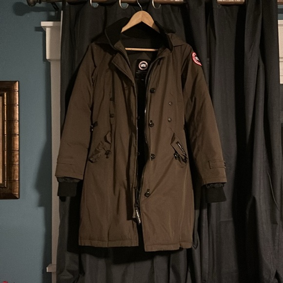 Canada Goose Rossclarir parka in military green w/ hood detachable real fur trim - Picture 8 of 11